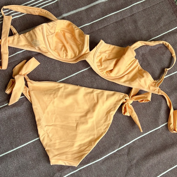 Monday Swimwear Bikini Set - Picture 6 of 8